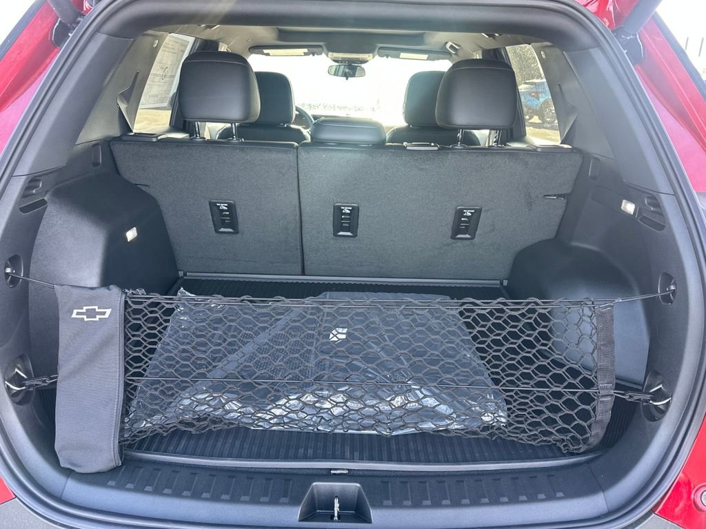 New 2026 Chevrolet Equinox ACTIV w/ Convenience Package III image 9