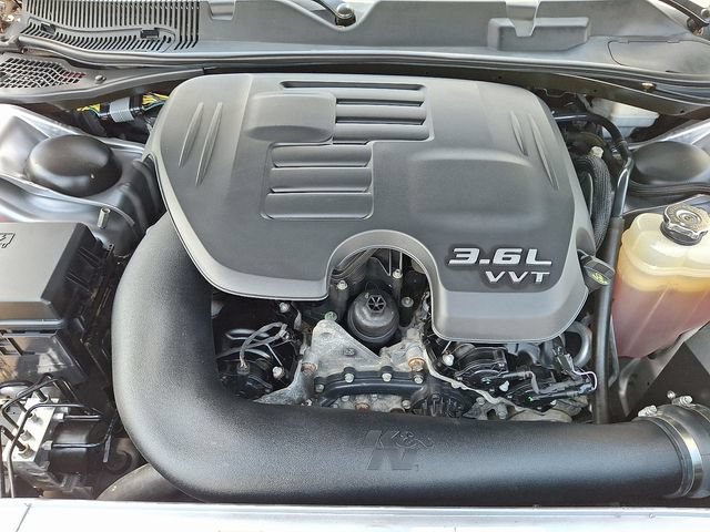 Used 2014 Dodge Challenger SXT RWD image 26