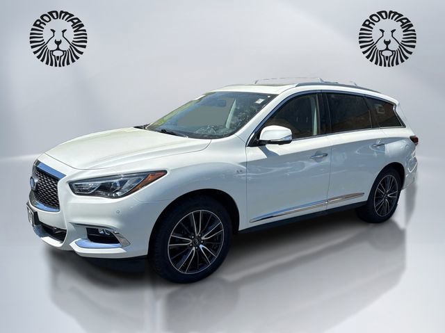 Used 2017 INFINITI QX60 Luxe w/ Deluxe Technology Package