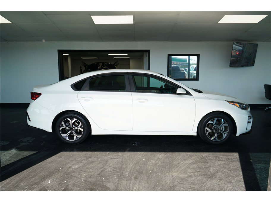 Used 2019 Kia Forte LXS image 8