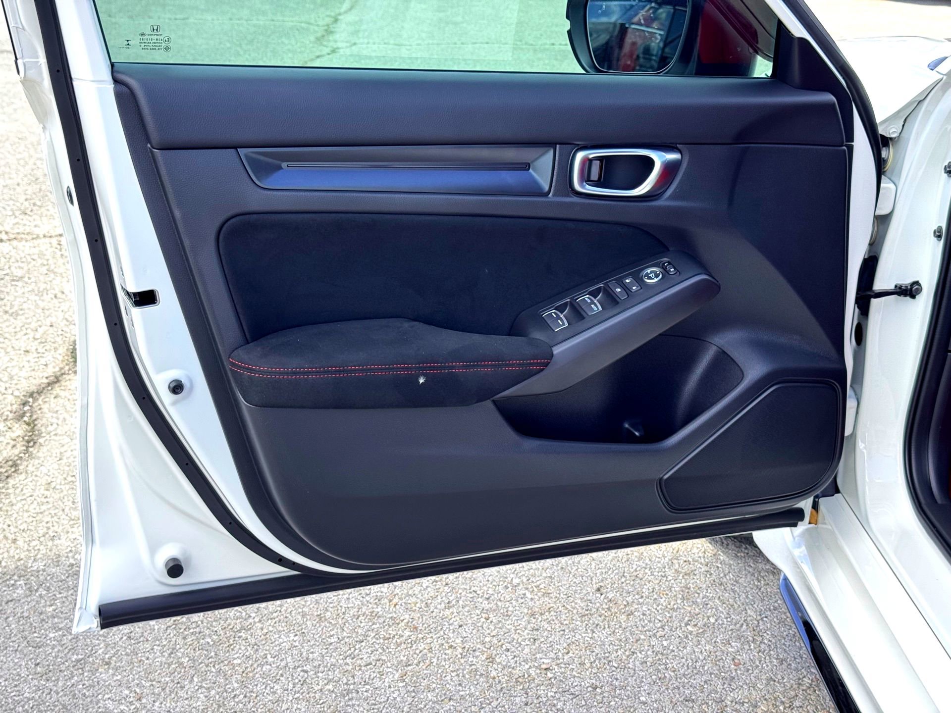 Used 2025 Honda Civic Type R image 23