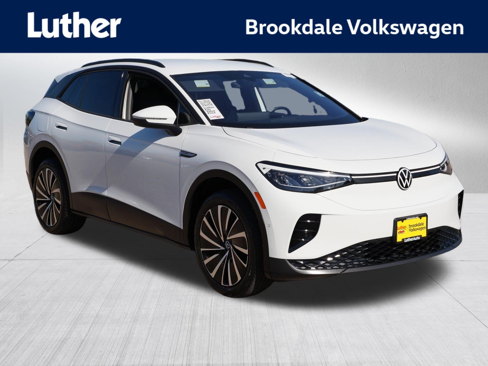 Certified 2024 Volkswagen ID.4 Pro AWD/4WD image 1
