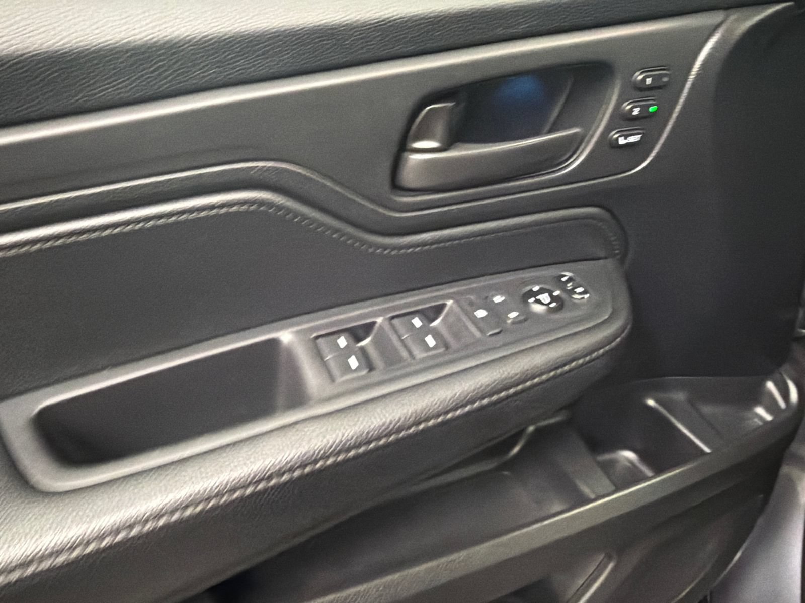 Used 2024 Honda Odyssey EX-L image 35