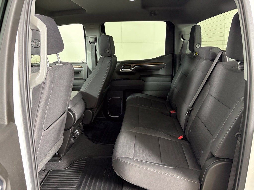 Used 2023 Chevrolet Silverado 1500 LT AWD/4WD image 35