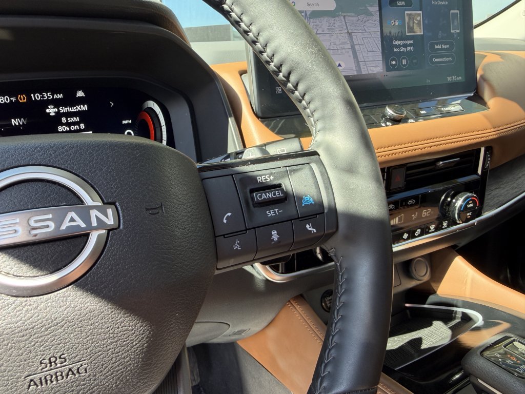 Used 2025 Nissan Rogue Platinum w/ Tech Package FWD image 31