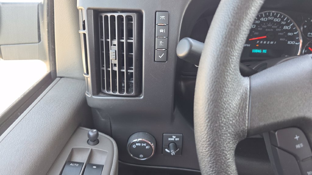 Used 2024 Chevrolet Express 2500 w/ Driver Convenience Package RWD image 23