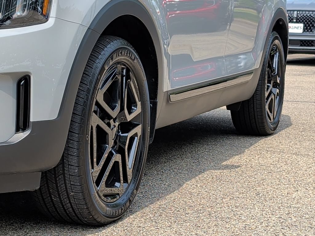 Used 2025 Kia Telluride SX X-Line AWD/4WD image 39