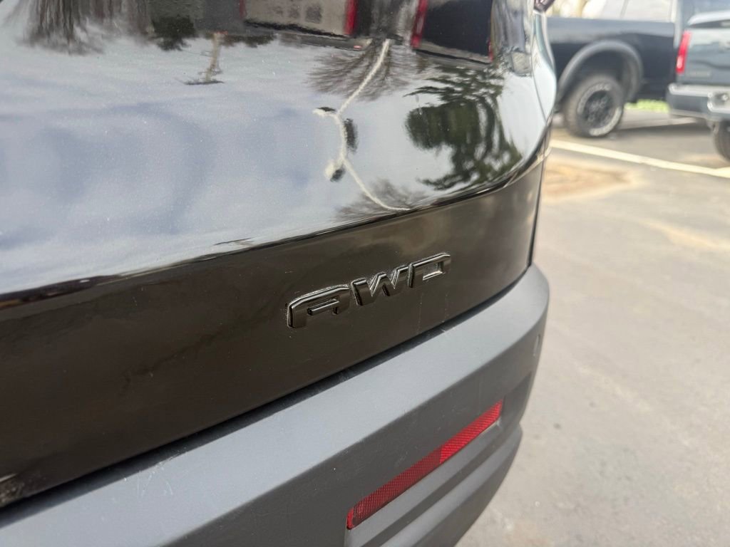 Used 2022 GMC Acadia SLT w/ Elevation Edition AWD/4WD image 41