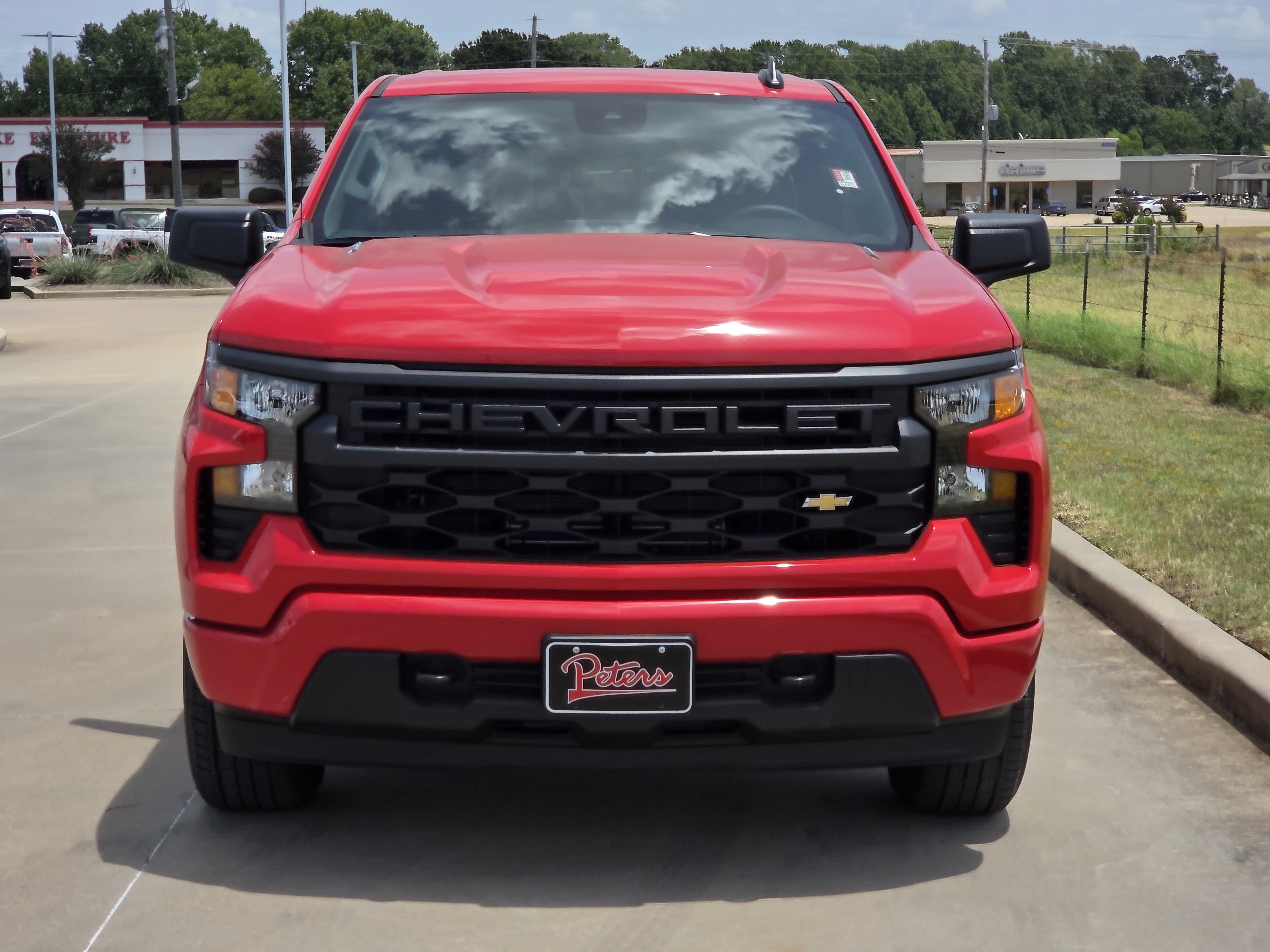 New 2026 Chevrolet Silverado 1500 Custom RWD image 2
