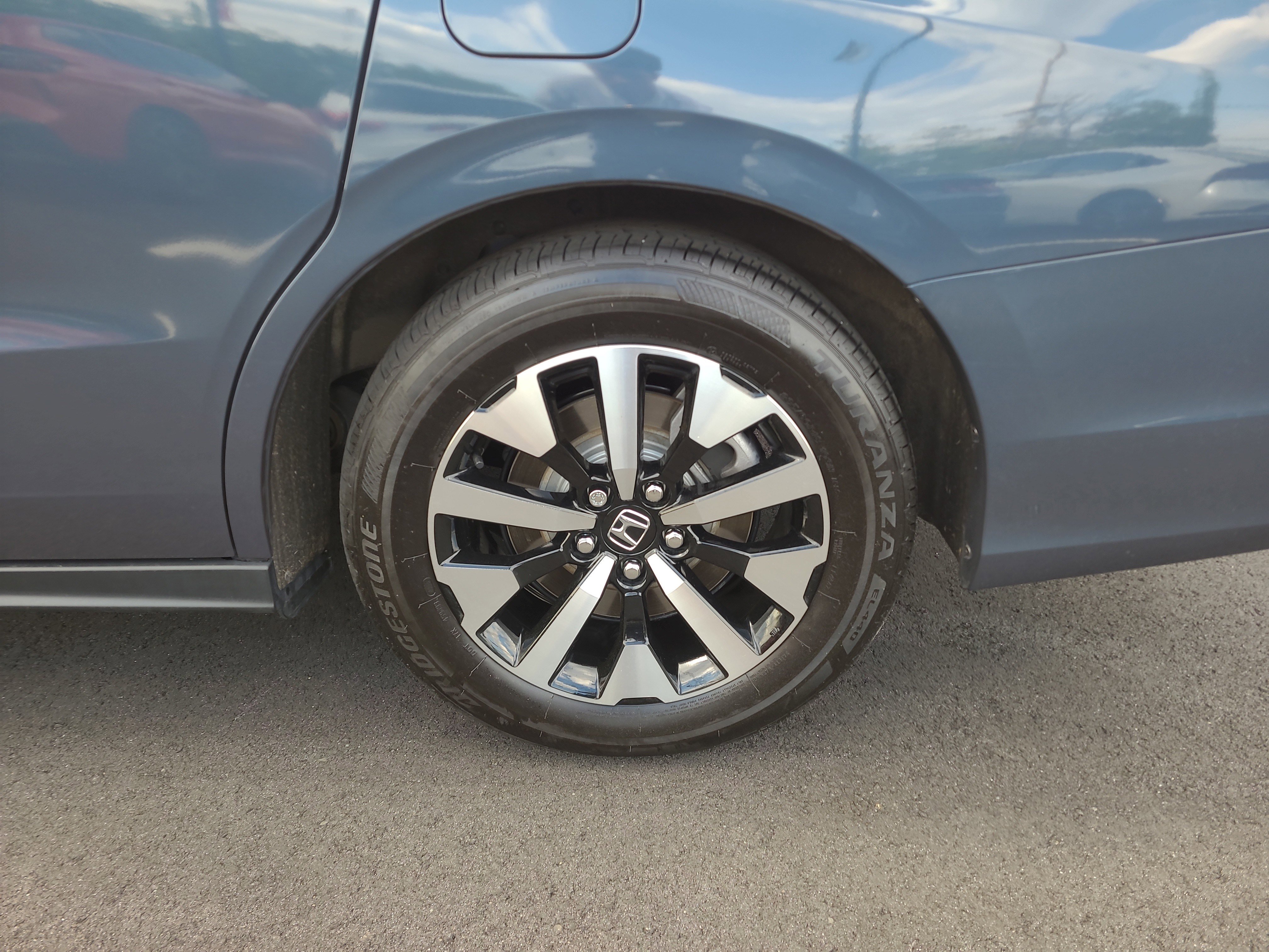 Used 2026 Honda Odyssey EX-L image 11