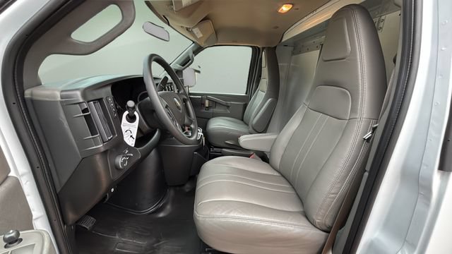 New 2025 Chevrolet Express 3500 w/ Power Convenience Package RWD image 27