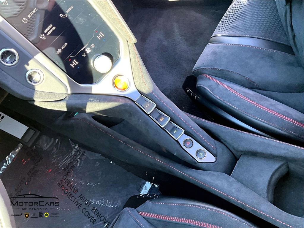 New 2026 McLaren 750S image 8