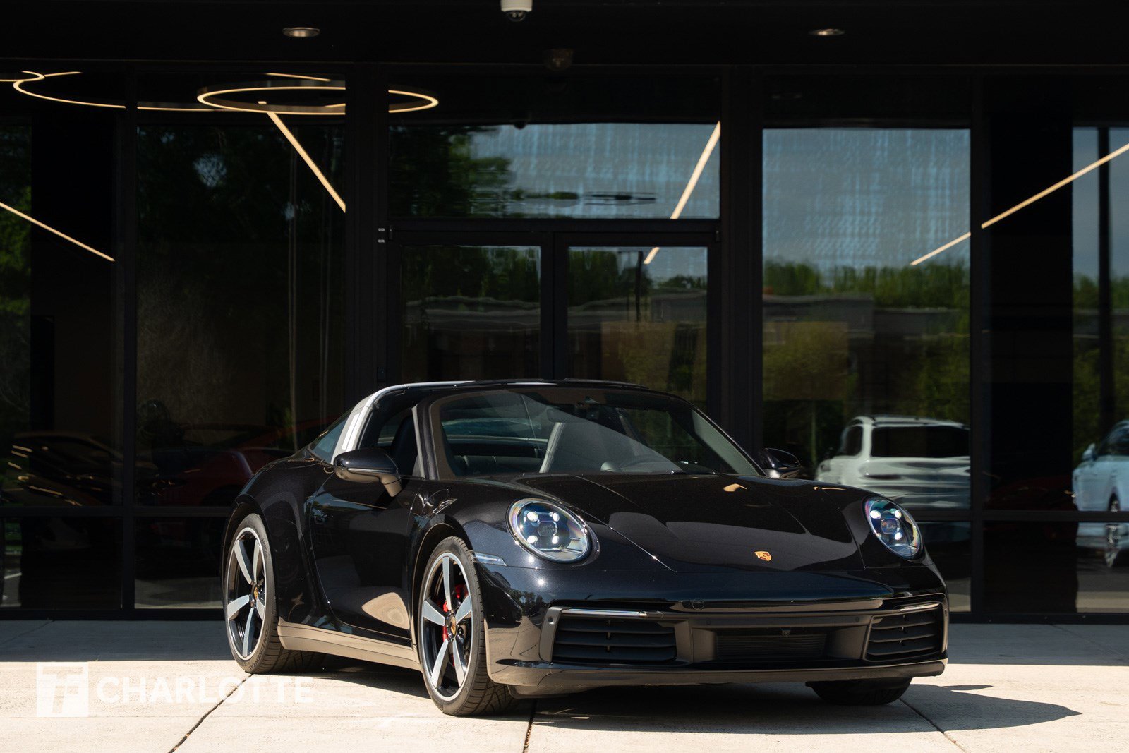 Used 2021 Porsche 911 Targa 4S AWD/4WD image 1