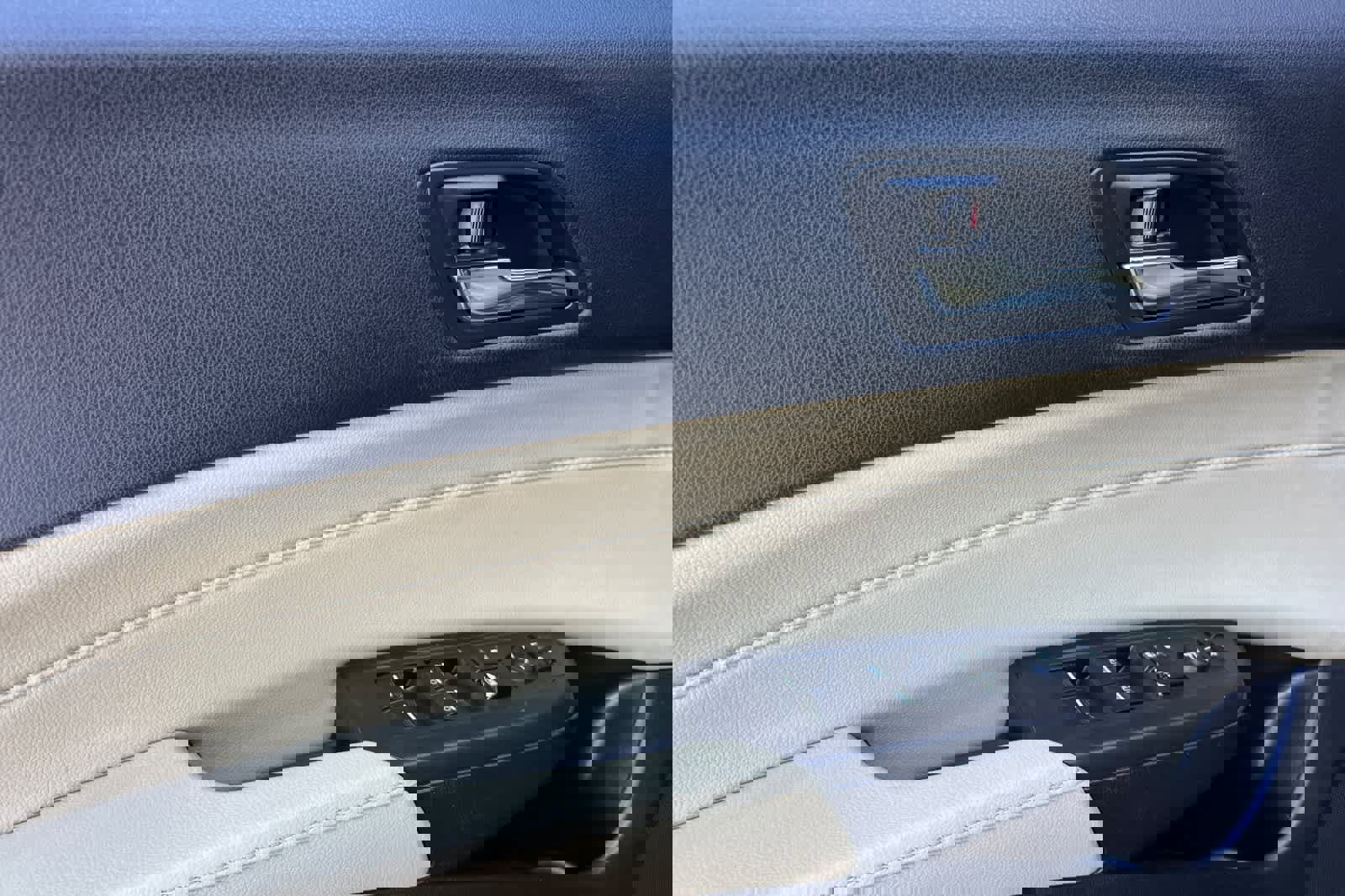 Used 2015 Acura ILX w/ Technology Package image 12