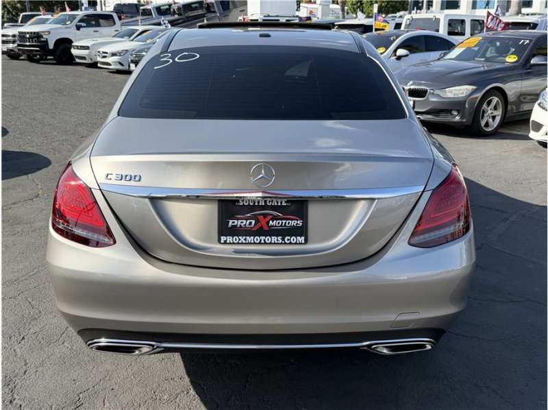 Used 2020 Mercedes-Benz C 300 Sedan w/ Premium Package image 5