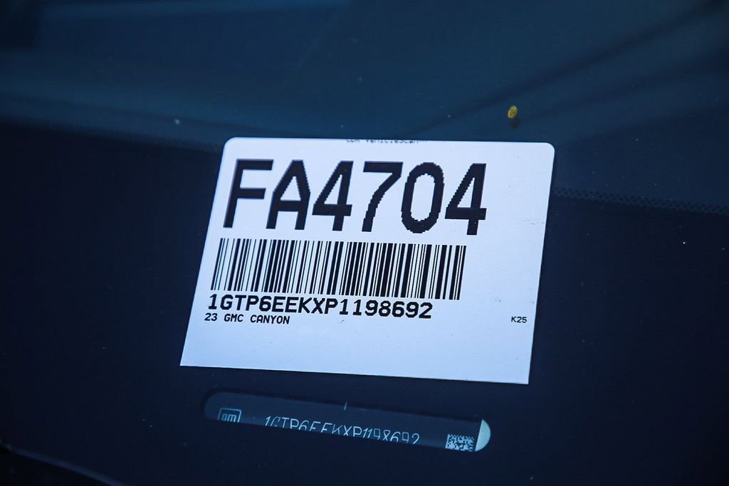 Used 2023 GMC Canyon AT4X image 30