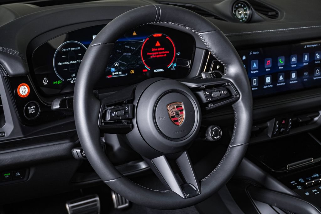 New 2026 Porsche Cayenne GTS AWD/4WD image 18