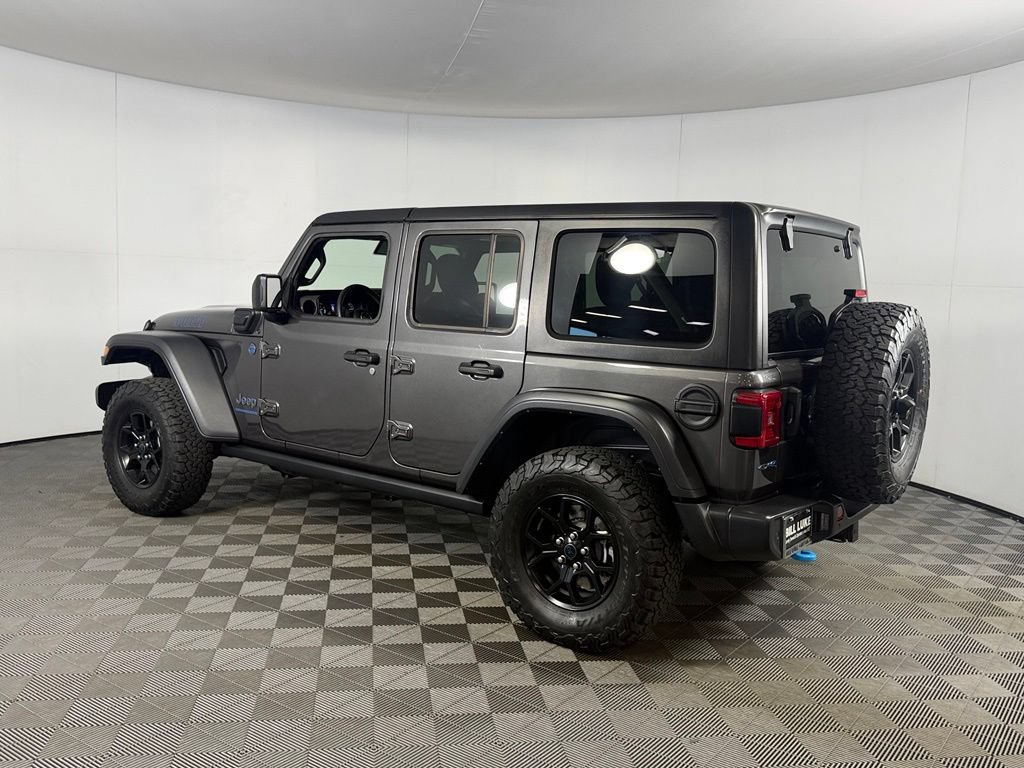 Used 2024 Jeep Wrangler Unlimited AWD/4WD image 9