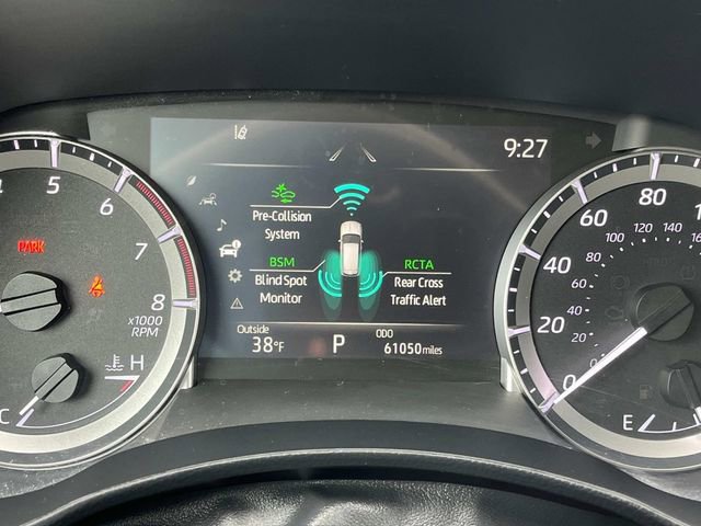 Used 2024 Toyota Highlander LE image 28