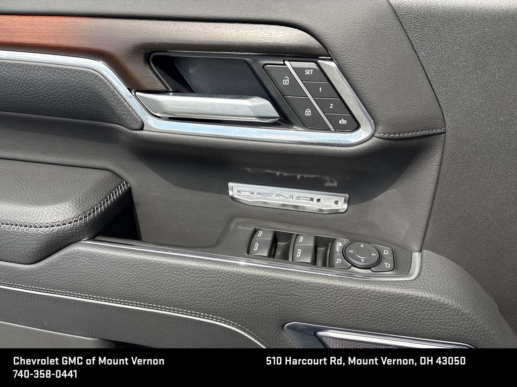 New 2026 GMC Sierra 1500 Denali w/ Technology Package AWD/4WD image 15