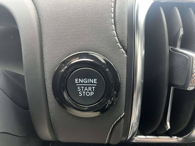 Used 2025 Ford Expedition Platinum w/ Stealth Performance Package AWD/4WD image 34