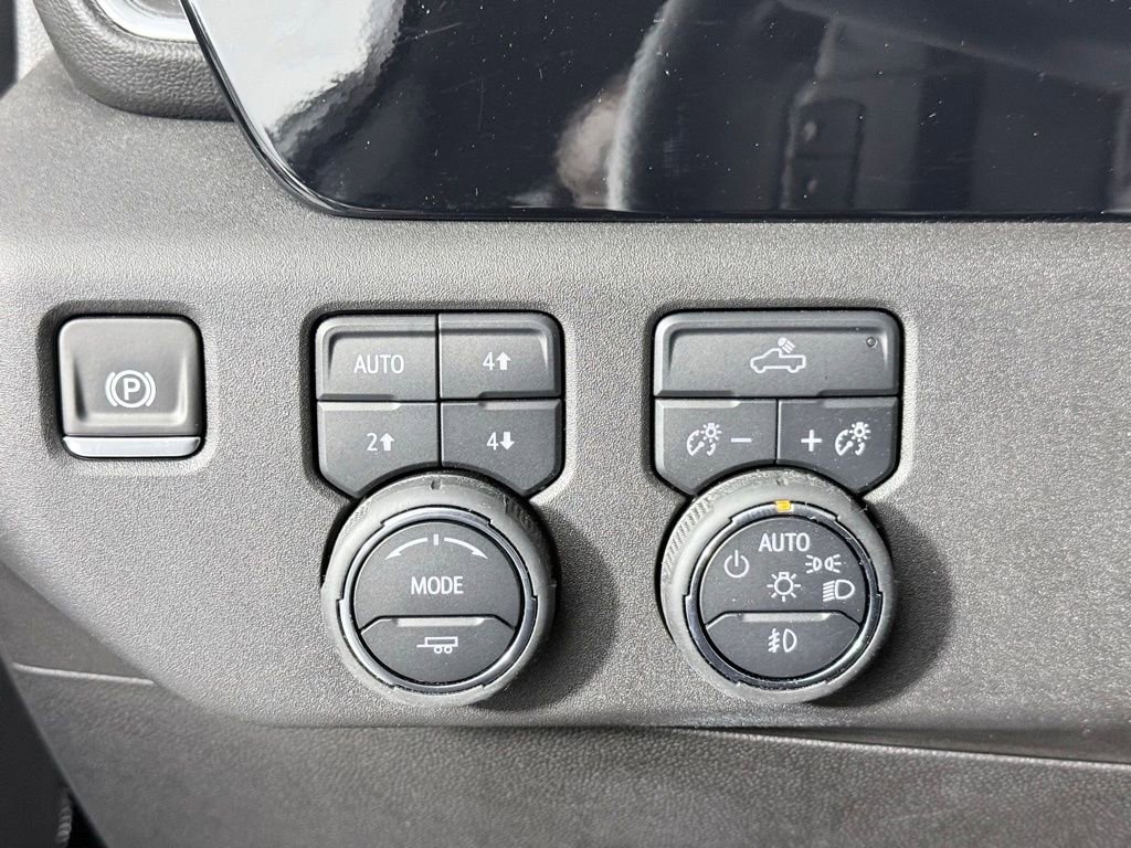 Used 2025 Chevrolet Silverado 1500 RST w/ Convenience Package II image 21