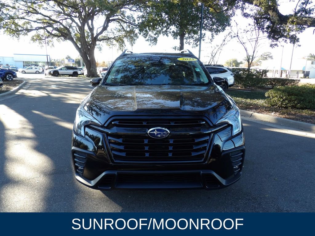 Used 2025 Subaru Ascent Onyx Edition w/ Onyx Package image 3