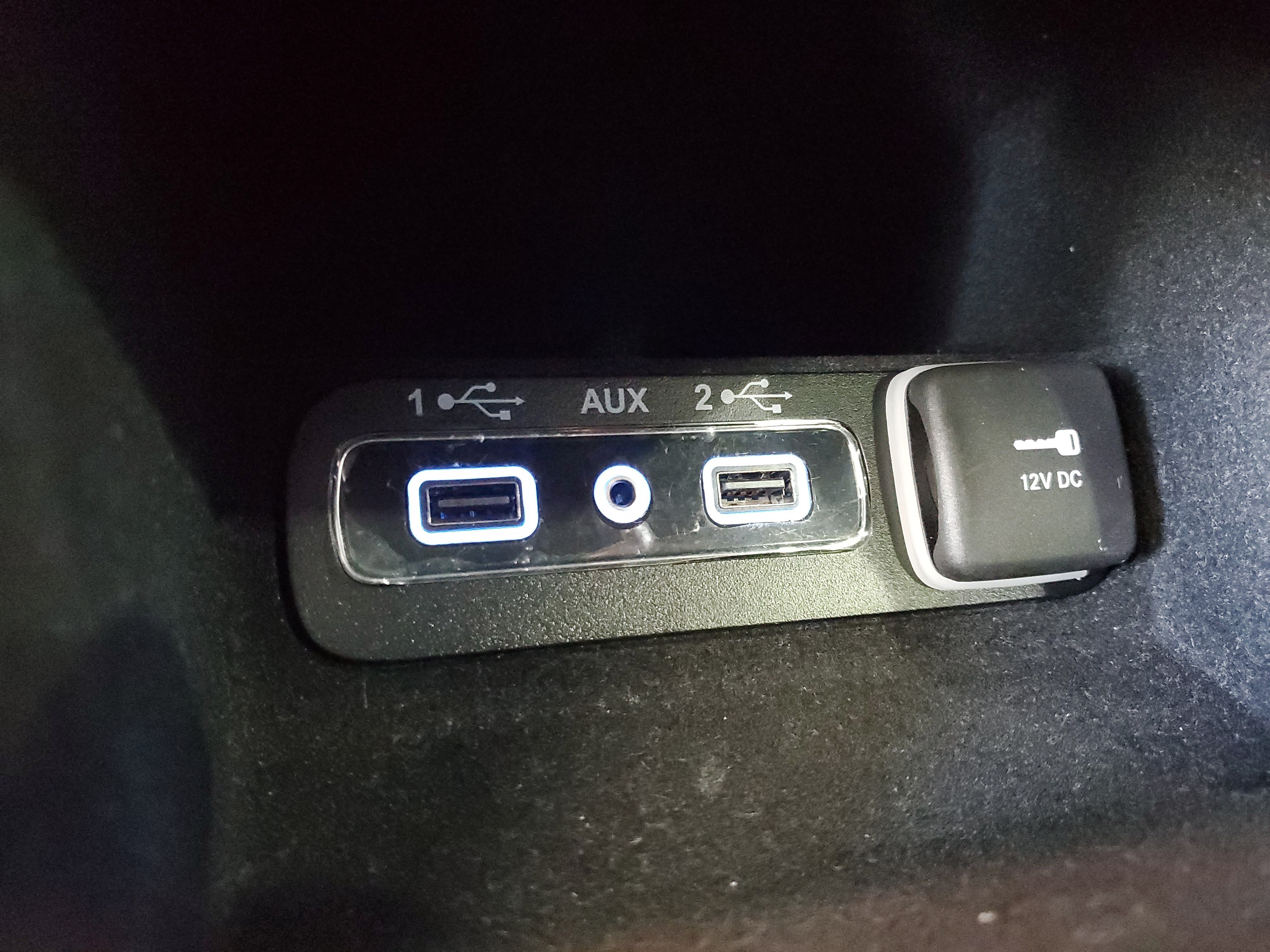 Certified 2022 Jeep Grand Cherokee Laredo E AWD/4WD image 29