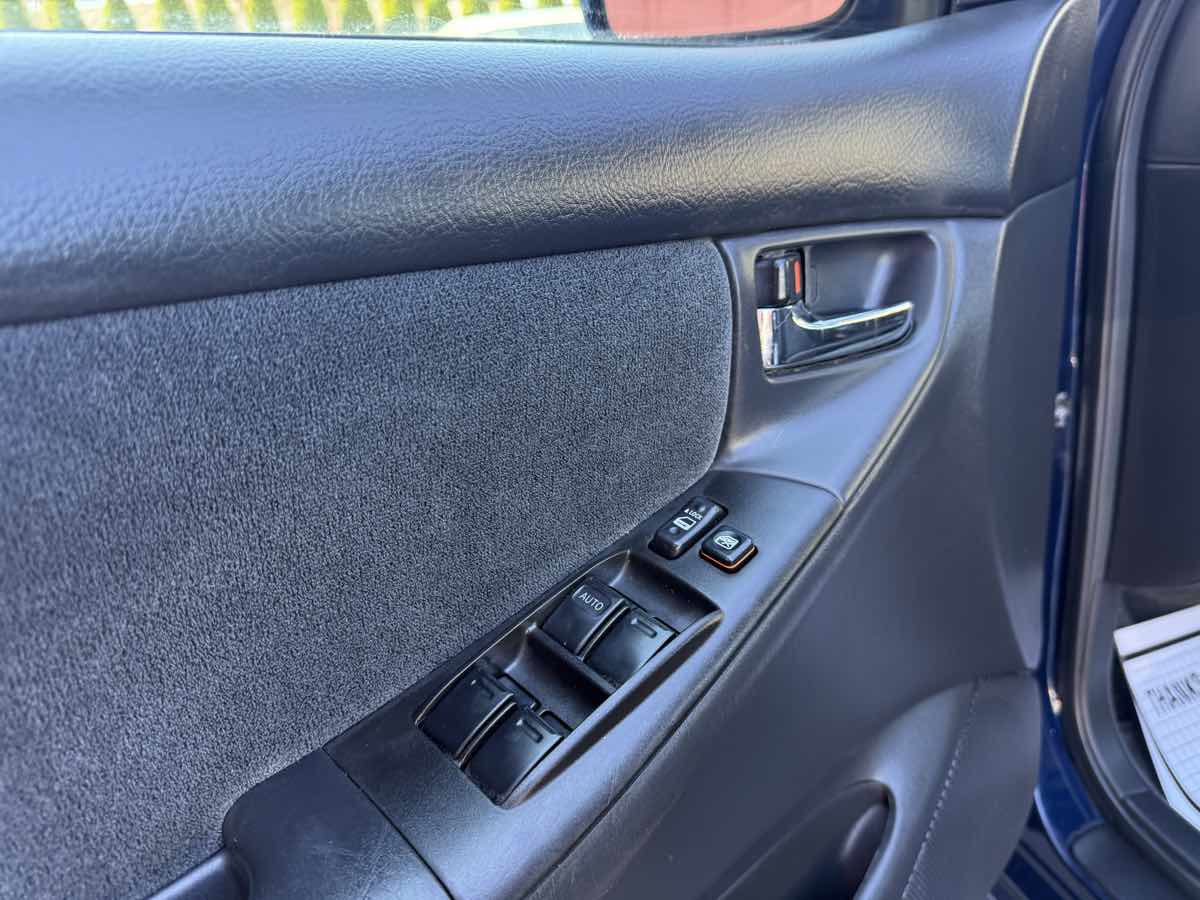 Used 2006 Toyota Corolla S image 20