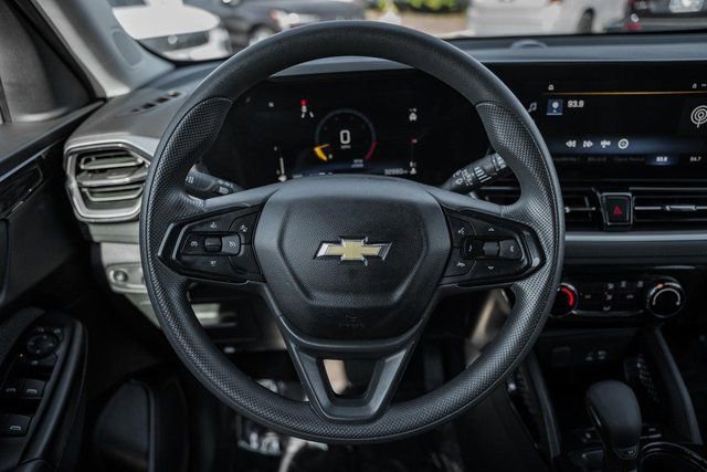 Used 2024 Chevrolet TrailBlazer LT image 28