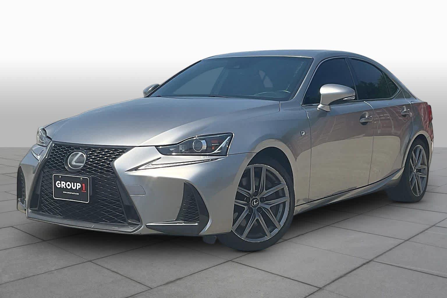 Used 2017 Lexus IS 200t F Sport w/ F Sport Package RWD image 2