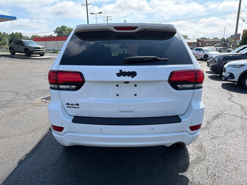 Used 2021 Jeep Grand Cherokee Laredo X AWD/4WD image 6