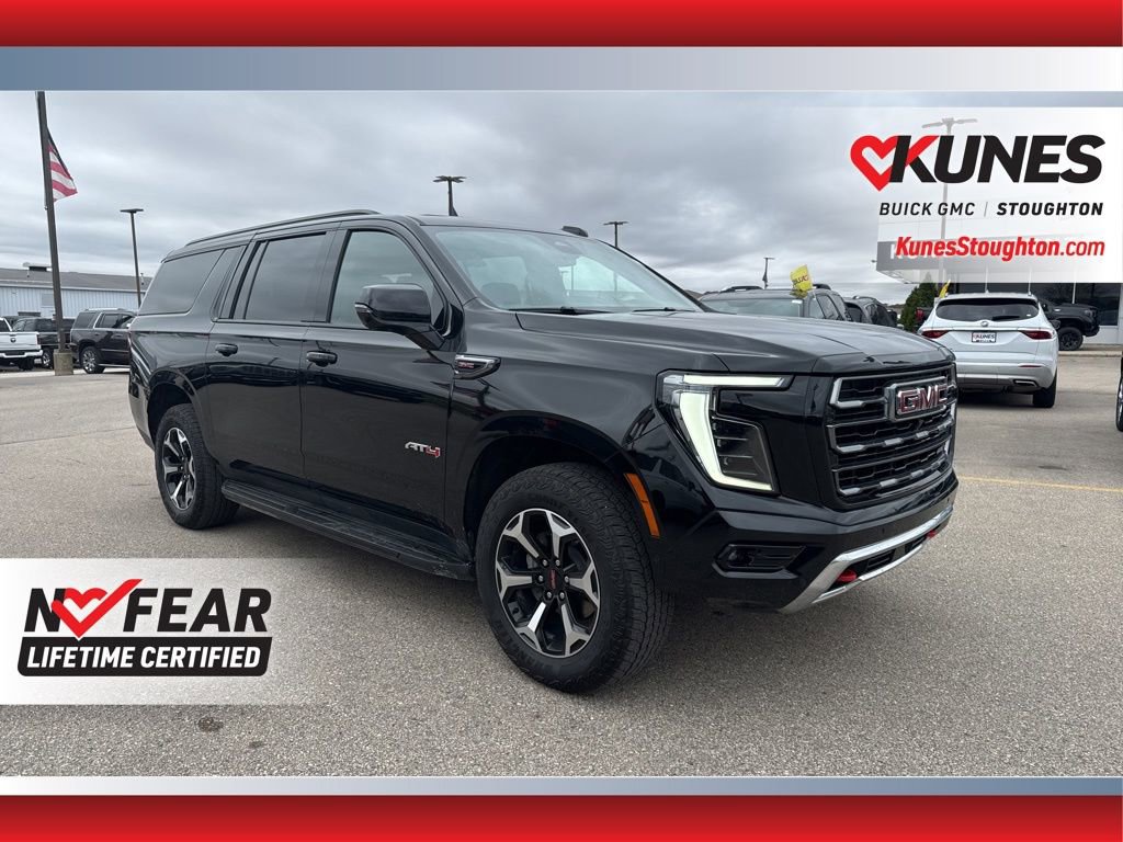Used 2025 GMC Yukon XL AT4 image 2