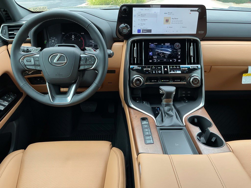 New 2026 Lexus LX 600 4WD w/ Interior Upgrade Package image 13