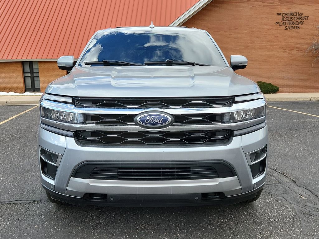 Used 2022 Ford Expedition Limited image 5