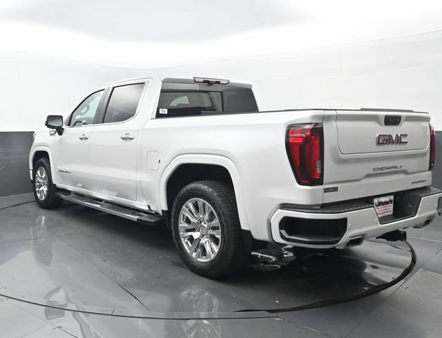 Used 2024 GMC Sierra 1500 Denali w/ Technology Package AWD/4WD image 3