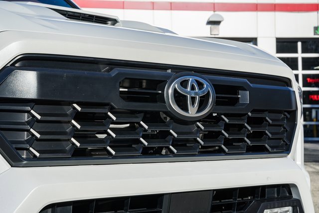 Used 2024 Toyota Tacoma TRD Sport image 11