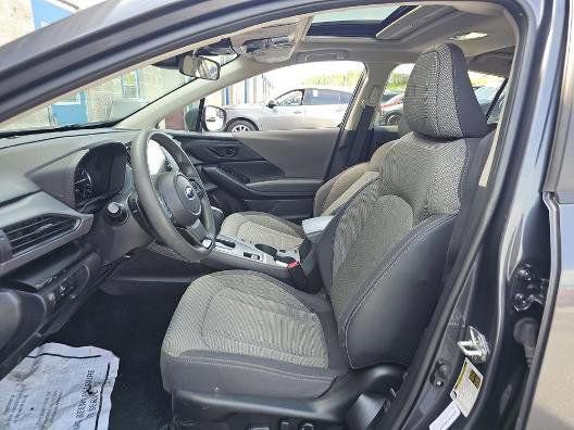 Used 2024 Subaru Crosstrek 2.0i Premium AWD/4WD image 2