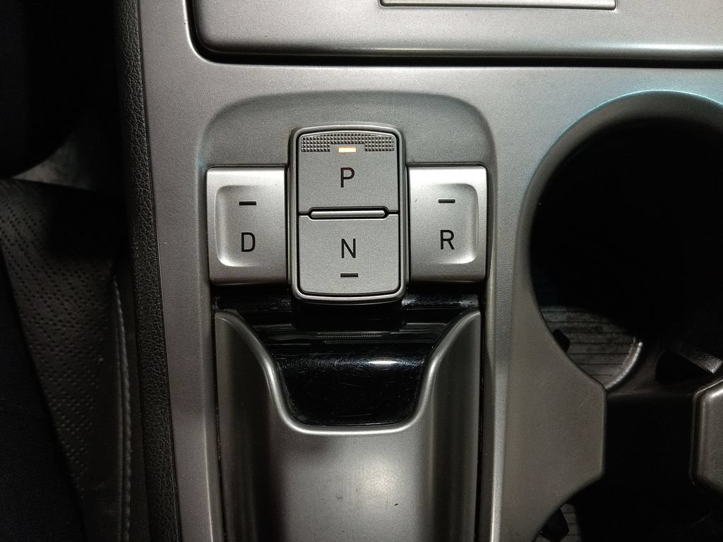 Used 2021 Hyundai Kona Ultimate FWD image 22