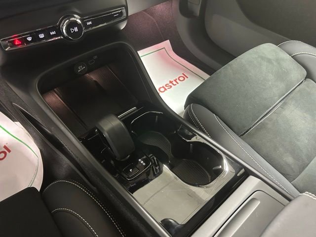 Certified 2023 Volvo C40 P8 Recharge Ultimate AWD/4WD image 17