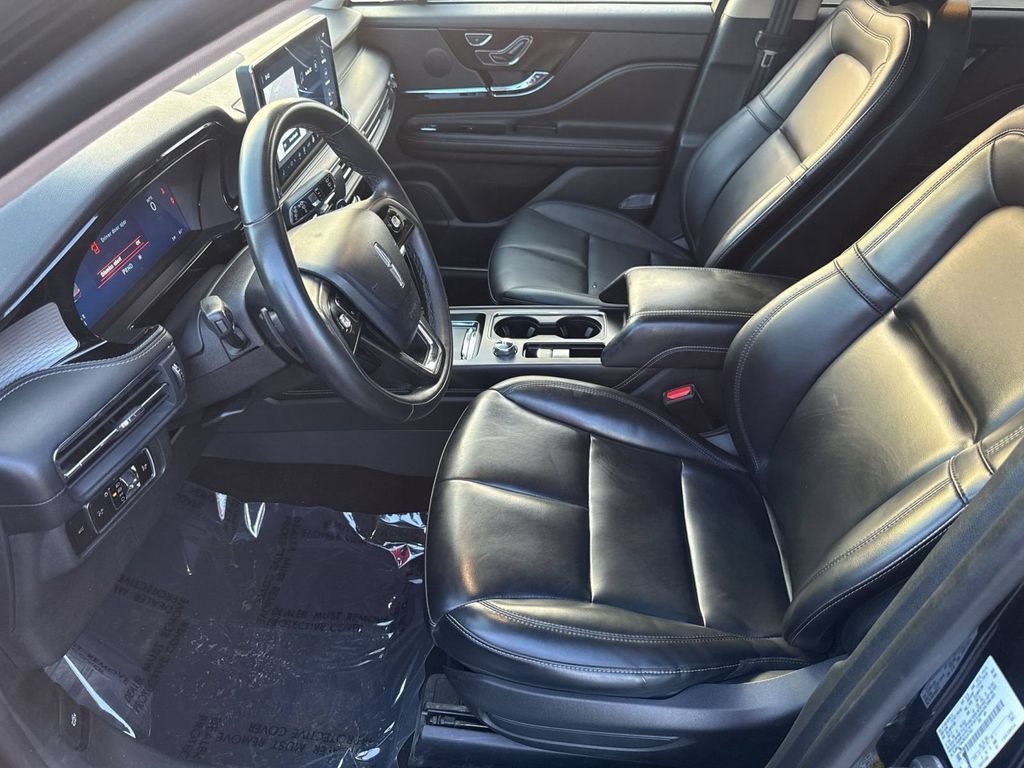 Certified 2024 Lincoln Corsair AWD image 12