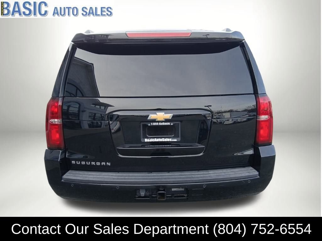 Used 2018 Chevrolet Suburban LT image 8