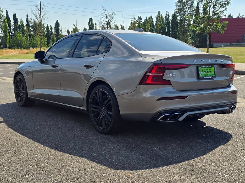 Used 2021 Volvo S60 T8 R-Design w/ Climate Package AWD/4WD image 3
