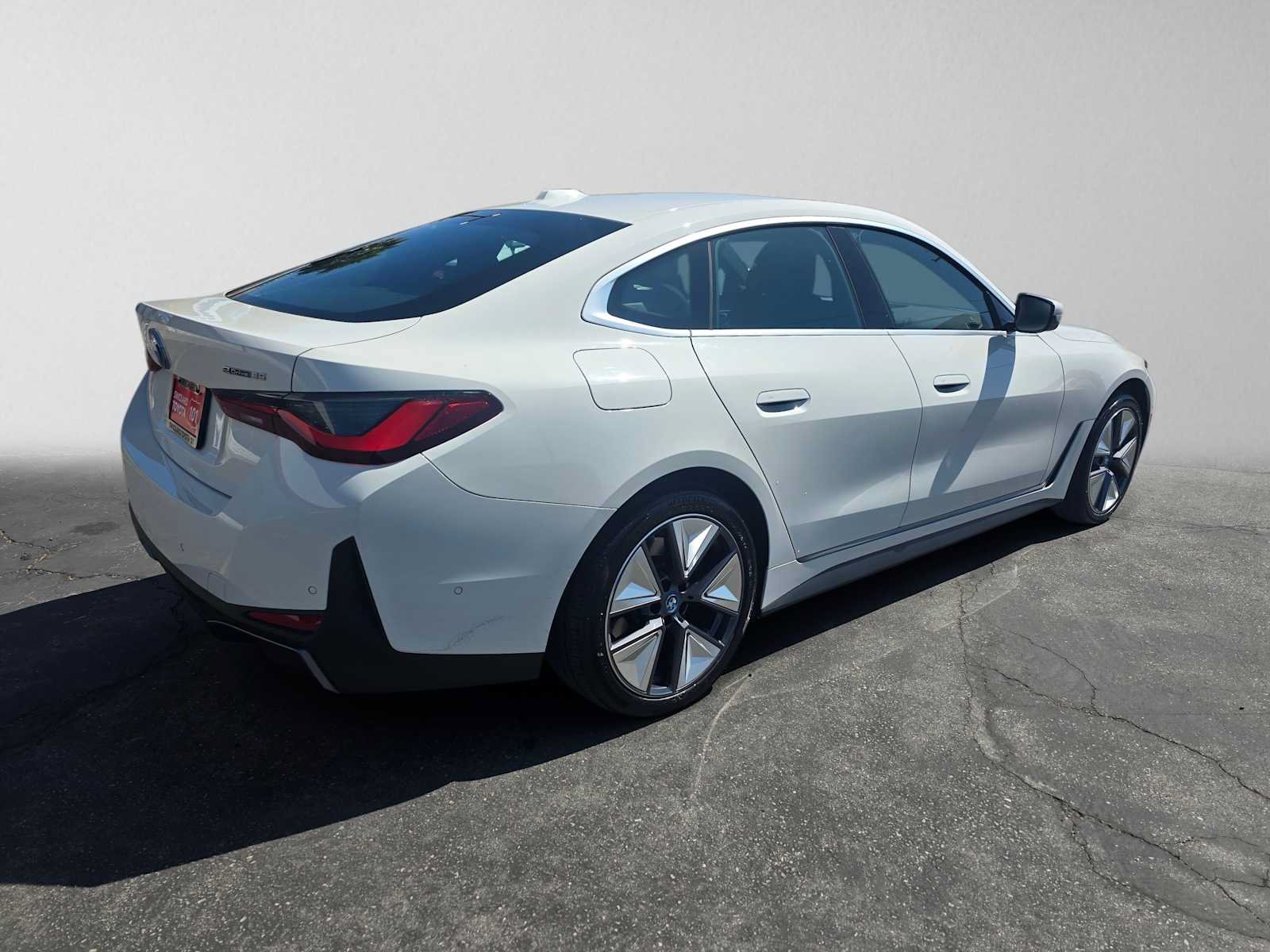 Used 2024 BMW i4 eDrive35 w/ Convenience Package RWD image 3