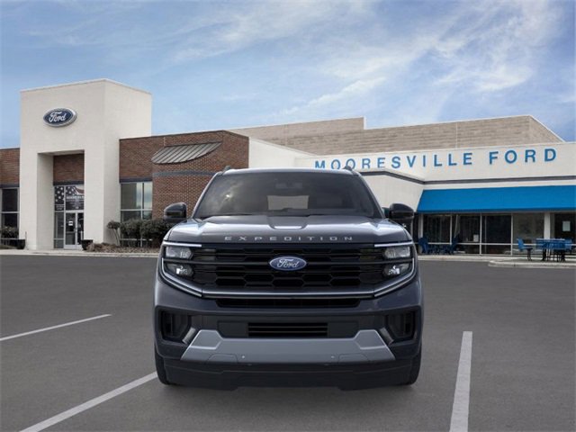 New 2025 Ford Expedition Max Platinum image 6