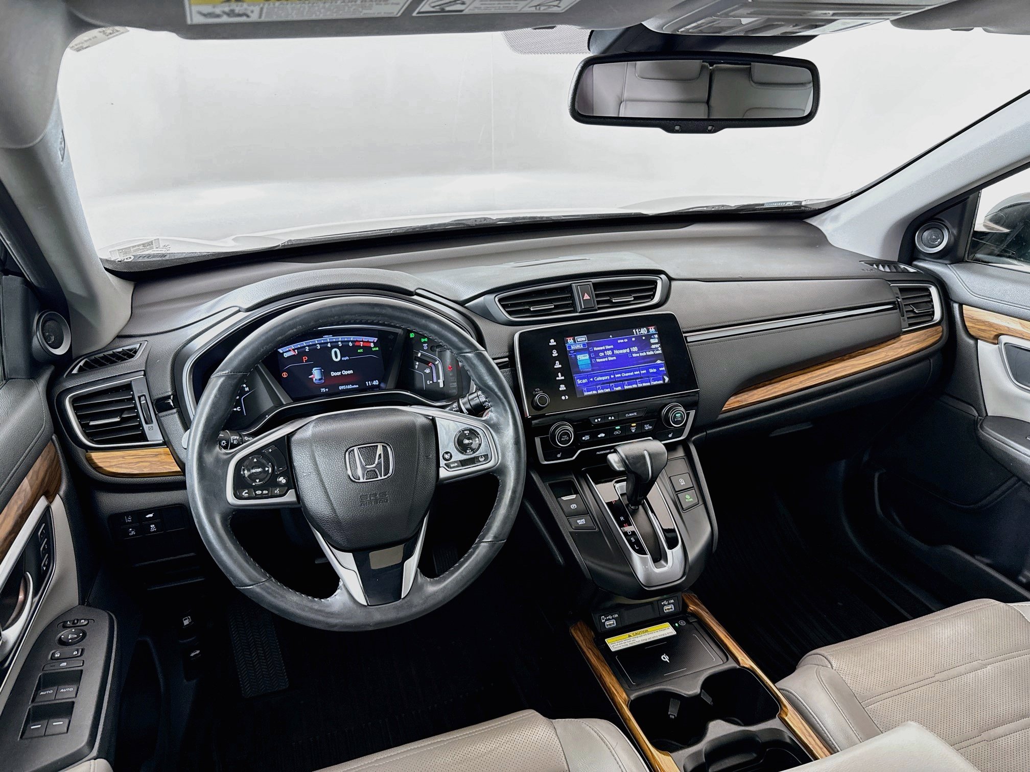 Used 2020 Honda CR-V Touring image 24