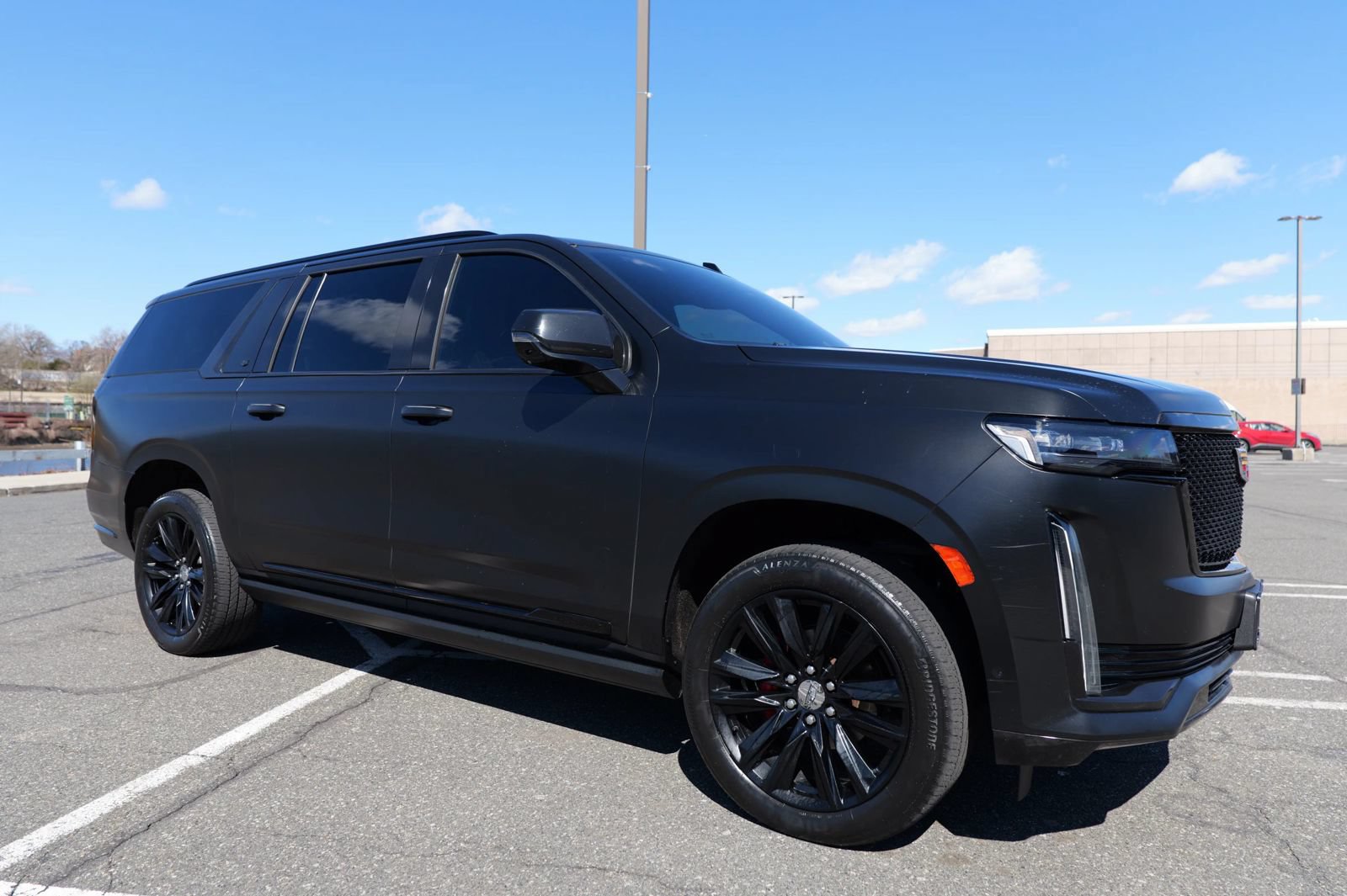 Used 2022 Cadillac Escalade ESV Sport Platinum AWD/4WD image 11