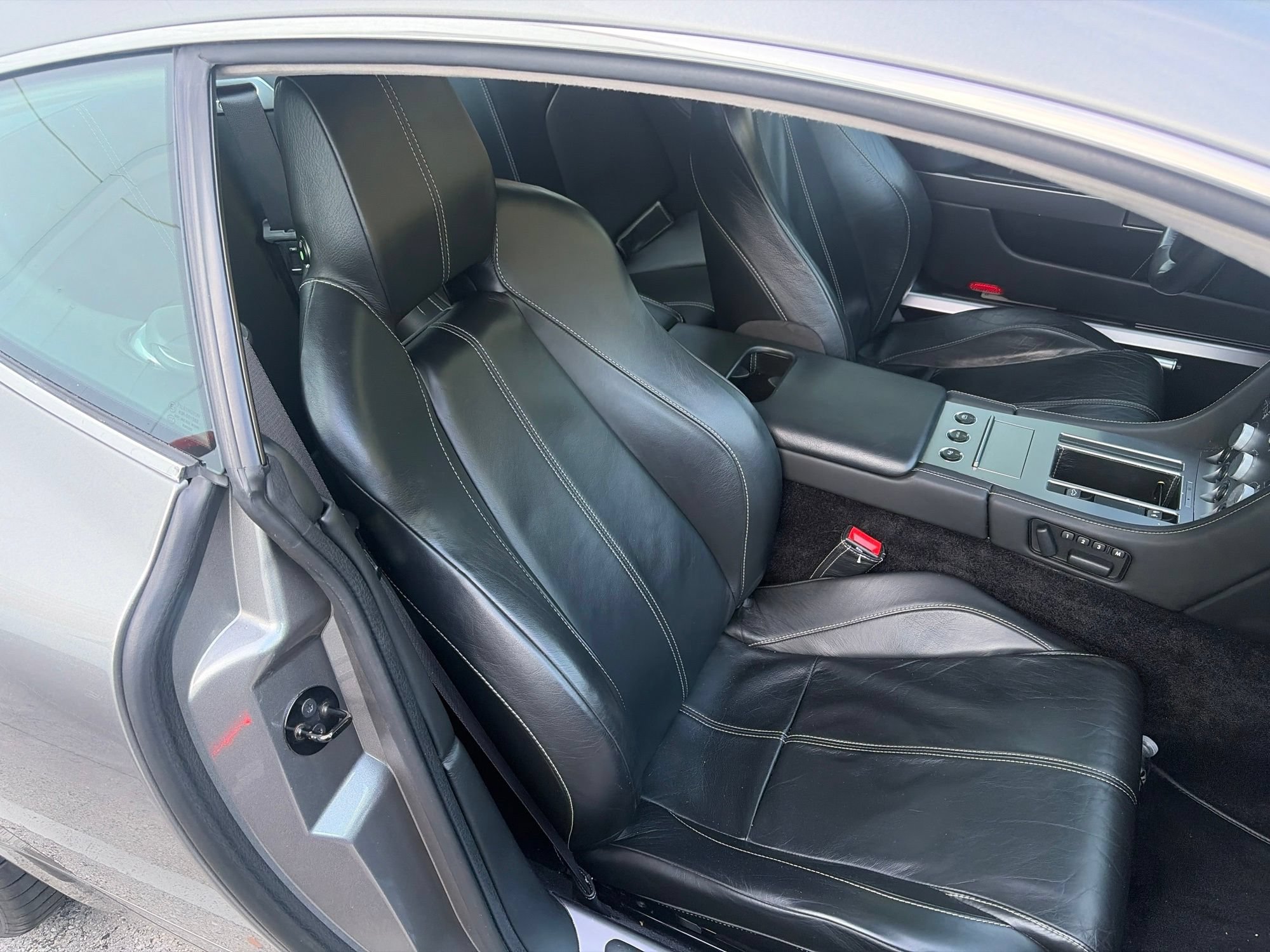 Used 2007 Aston Martin DB9 Coupe RWD image 7