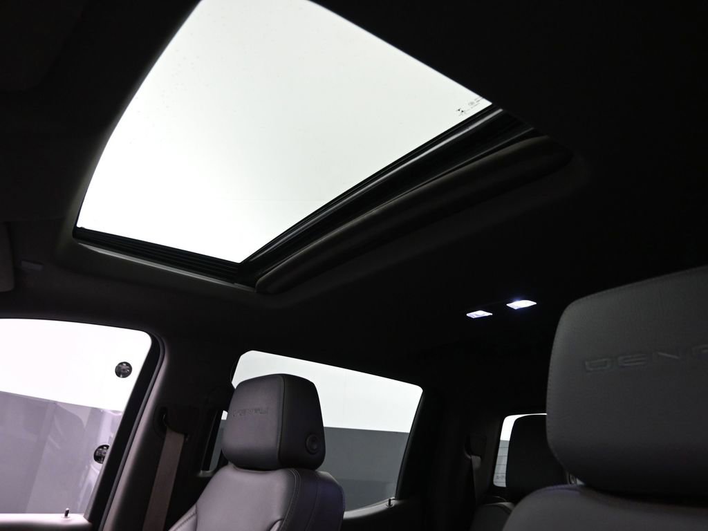 Used 2019 GMC Sierra 1500 Denali w/ Denali Ultimate Package image 21
