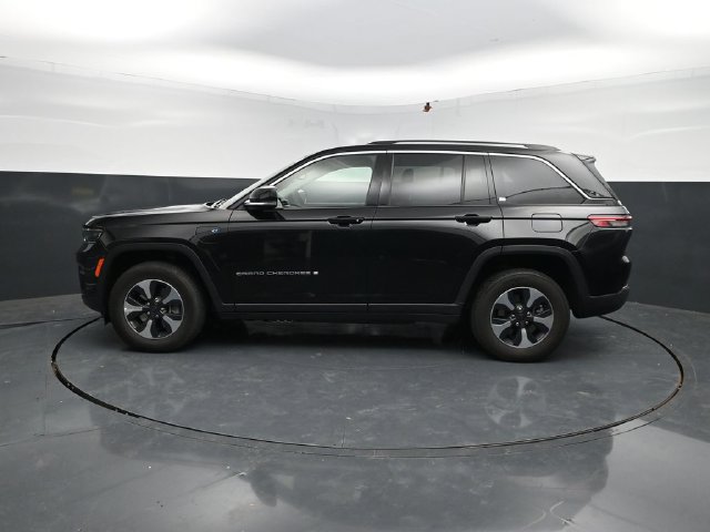 Used 2024 Jeep Grand Cherokee Limited 4xe AWD/4WD image 4
